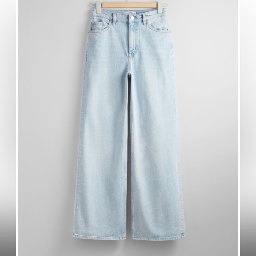 & Other Stories light wash jeans wide leg NWOT